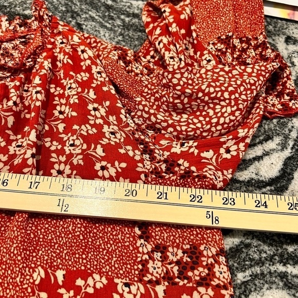 ANDTHEWHY red peasant patchwork floral top with ties at neck - Picture 10 of 11